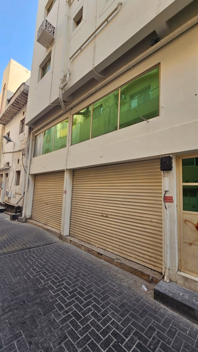 للايجار مخزن في المحرق