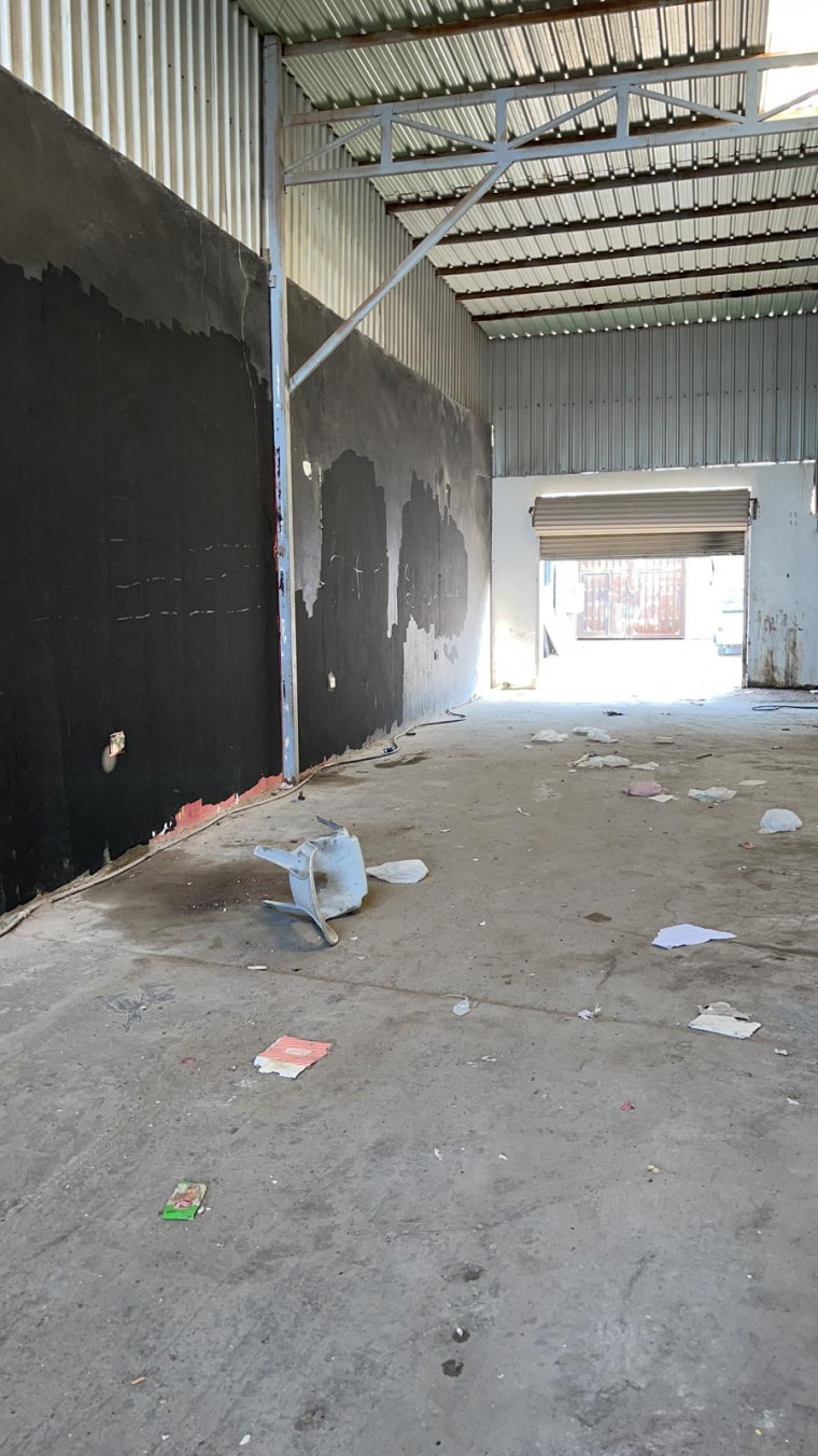 تجاري للإيجار في الهمله