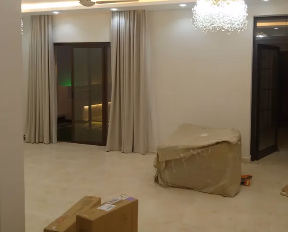لجميع انواع الدهان والصبغ +بديل الخشب +بديل الرخام