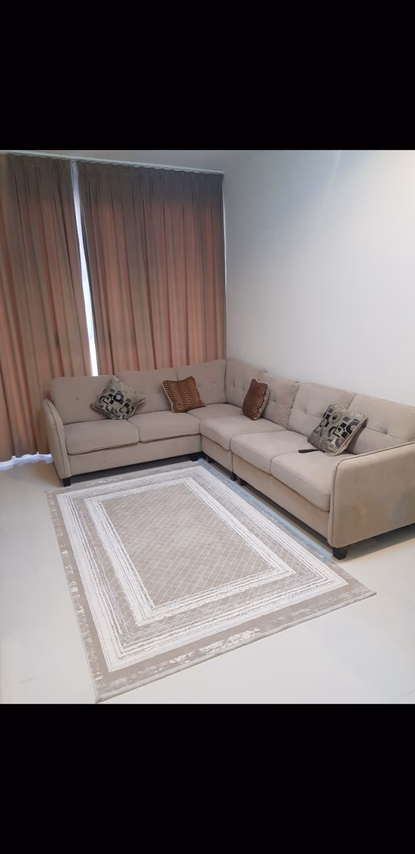 متوفر
٢غرف وصاله ومطبخ ٢دورات مياه
مرباط على شاطي البحر جديده
لتواصل 96010306