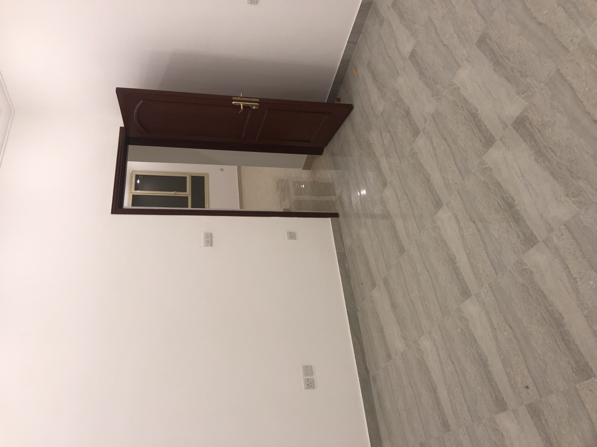 ايجار دوبلكس بالنزهه ٥ غرف ٢صاله ٢مطبخ