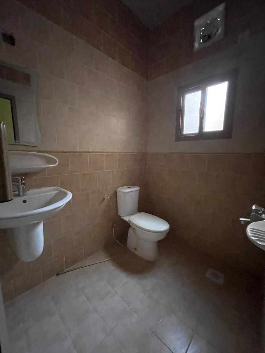 للإيجار شقة في الحنينية